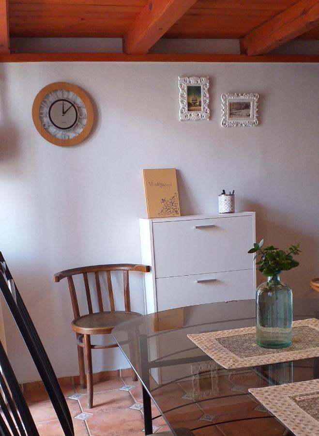 Belvarosi Vintage Apartman A Setaloutcan Miskolc Eksteriør billede